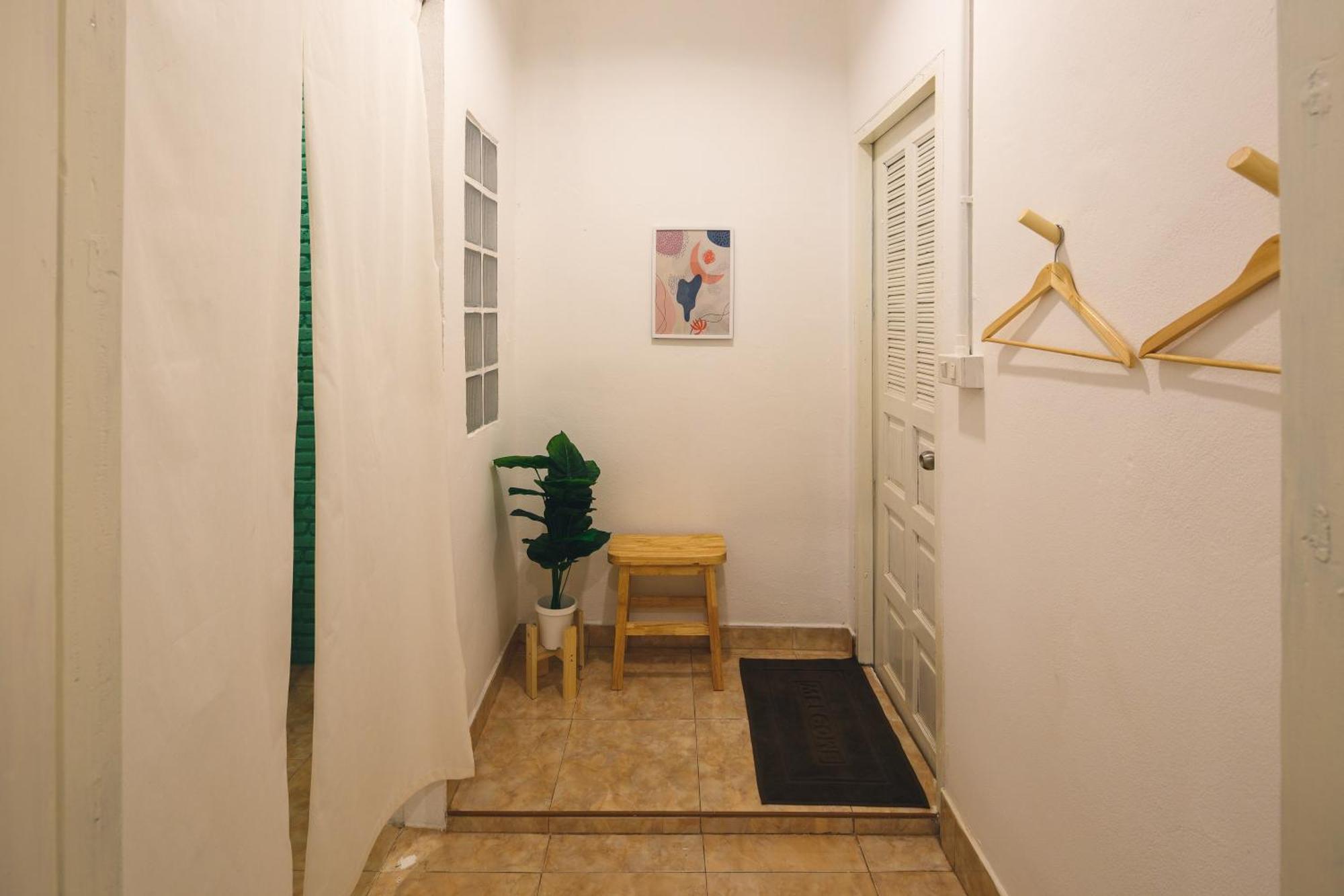 Yindee Travellers Lodge Нан Екстериор снимка