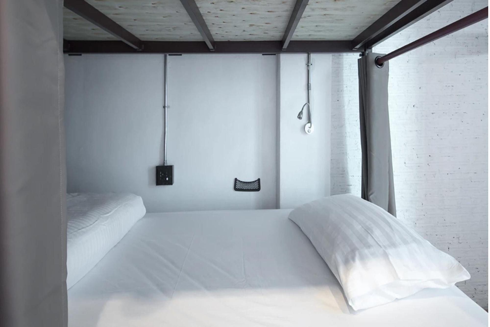 Yindee Travellers Lodge Нан Екстериор снимка