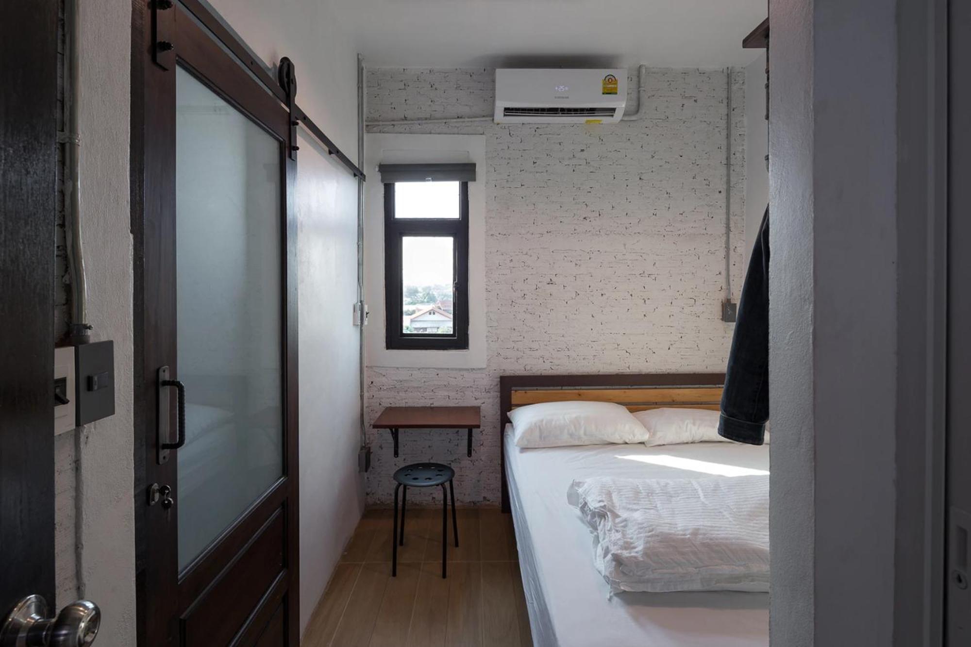 Yindee Travellers Lodge Нан Екстериор снимка