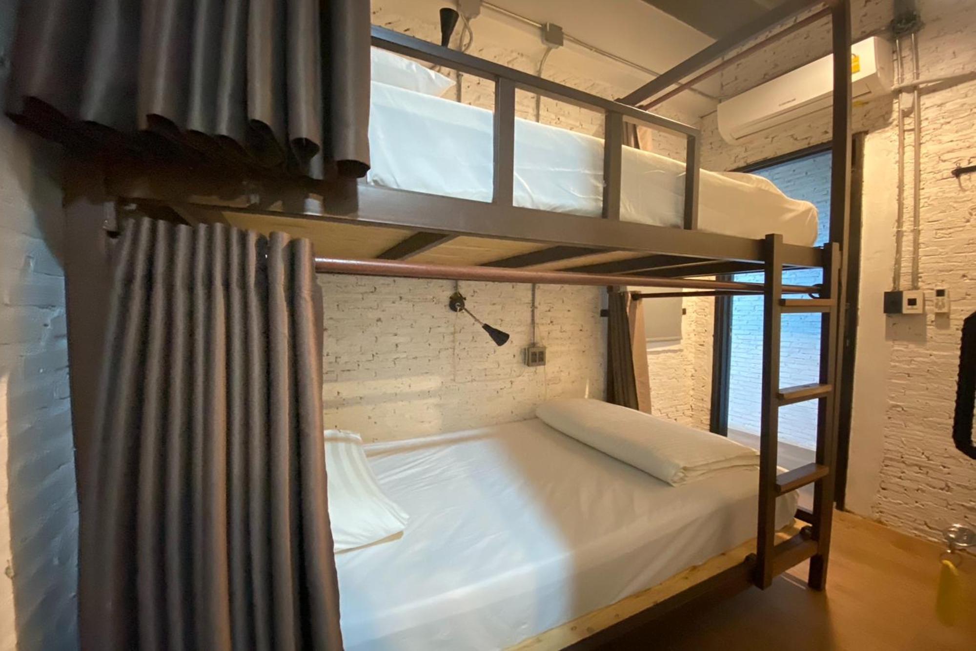 Yindee Travellers Lodge Нан Екстериор снимка