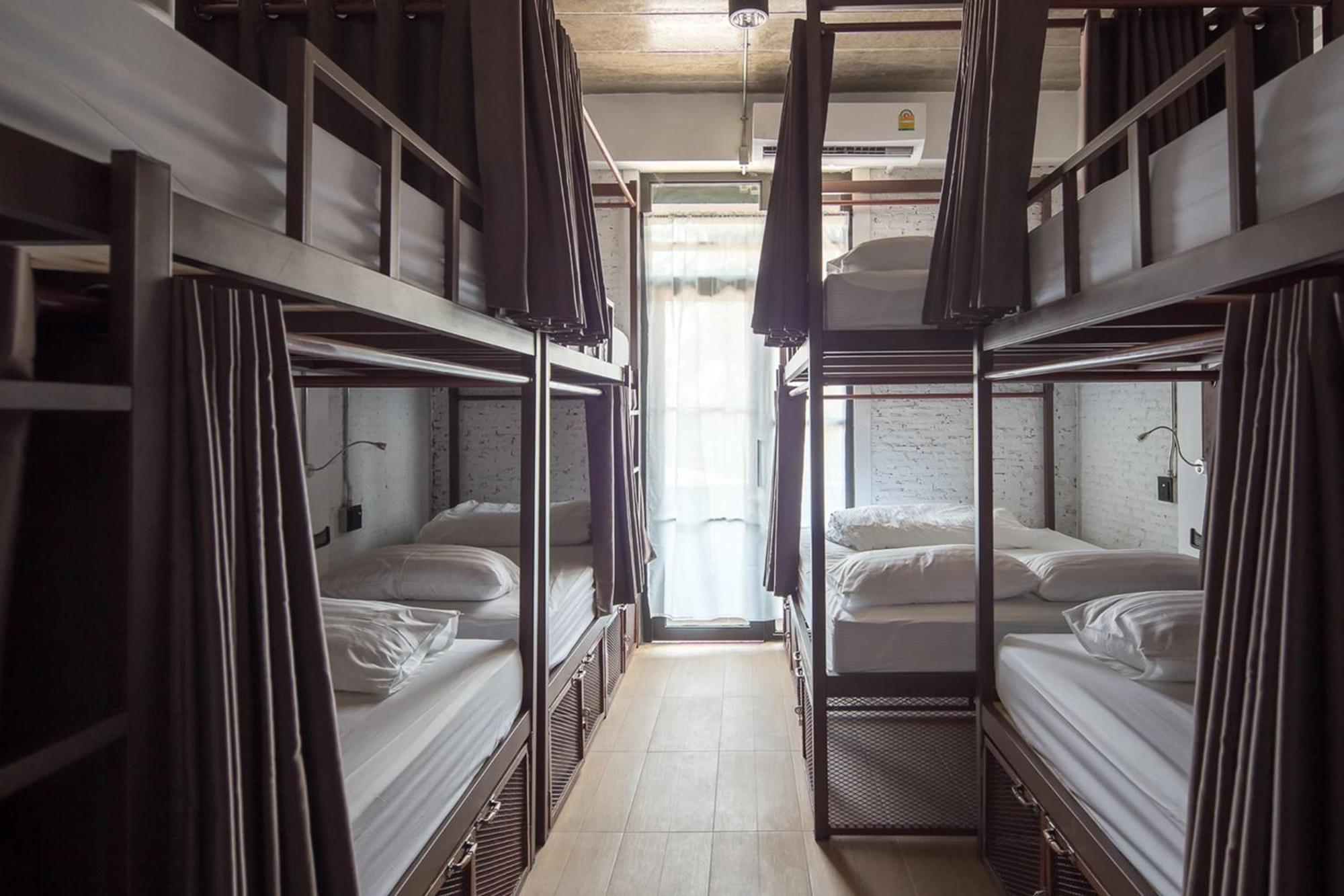 Yindee Travellers Lodge Нан Екстериор снимка