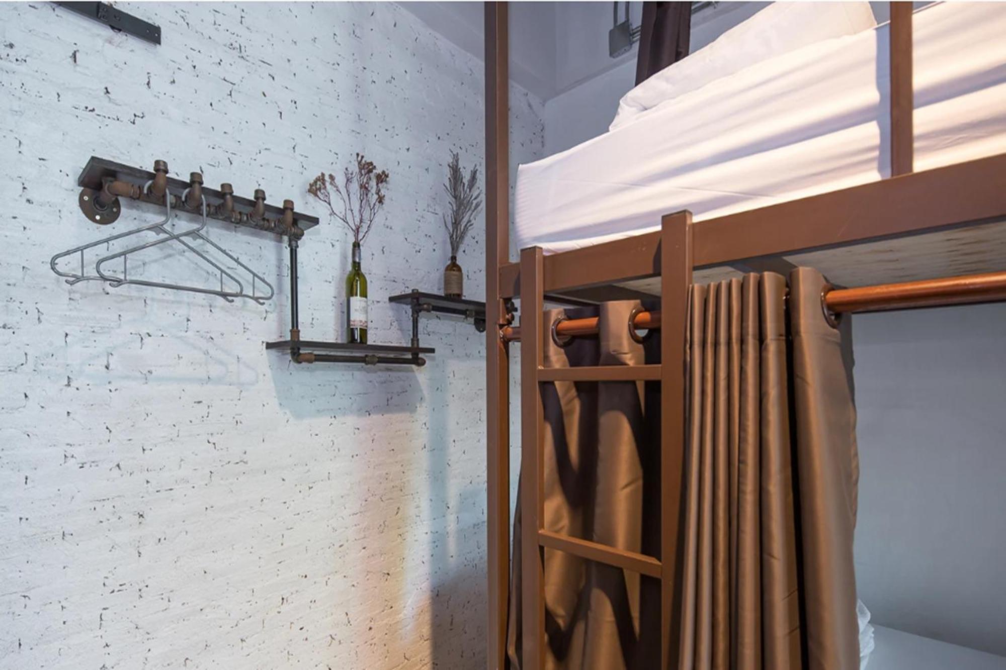 Yindee Travellers Lodge Нан Екстериор снимка